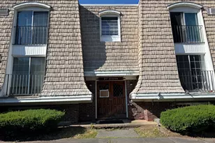 1186 Middle Turnpike W, Manchester, CT 06040 - Photo 1