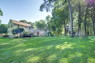19 E Ridge Ct, Cheshire, CT 06410 - Photo 6
