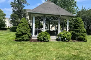132 Summer St, Stamford, CT 06905 - Photo 2
