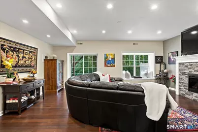28 Woodcrest Lane #28, Danbury, CT 06810 - Photo 26