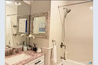 28 Woodcrest Lane #28, Danbury, CT 06810 - Photo 20