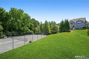 28 Woodcrest Ln, Danbury, CT 06810 - Photo 40
