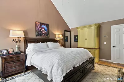 28 Woodcrest Lane #28, Danbury, CT 06810 - Photo 14