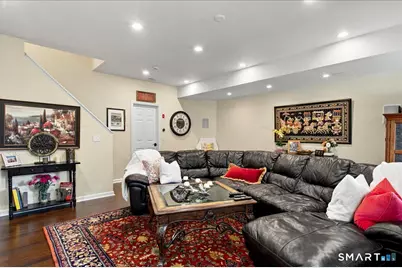28 Woodcrest Lane #28, Danbury, CT 06810 - Photo 24