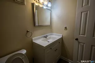 58 Woodley Ct, Meriden, CT 06450 - Photo 24