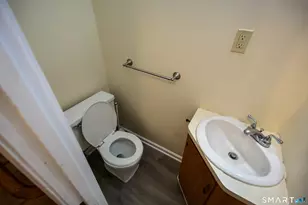 58 Woodley Ct, Meriden, CT 06450 - Photo 14