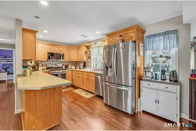 150 Old Town Drive, Stratford, CT 06614 - Photo 10