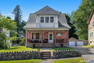 137 Fairlawn Ave, Waterbury, CT 06705 - Photo 1