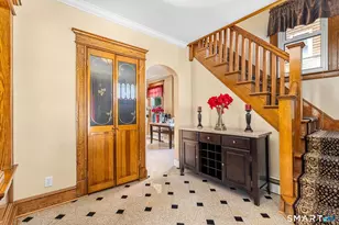 137 Fairlawn Ave, Waterbury, CT 06705 - Photo 4