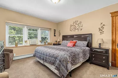 137 Fairlawn Avenue, Waterbury, CT 06705 - Photo 18