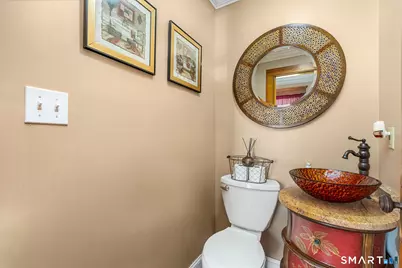 137 Fairlawn Avenue, Waterbury, CT 06705 - Photo 6