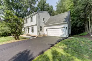 64 Shepard Rd, West Hartford, CT 06110 - Photo 4