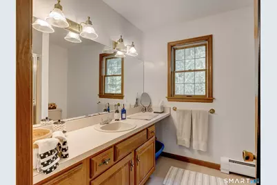 64 Shepard Road, West Hartford, CT 06110 - Photo 24