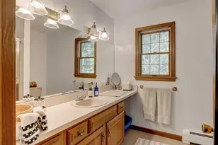 64 Shepard Rd, West Hartford, CT 06110 - Photo 24