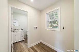 85 Vanderbilt Rd, Bristol, CT 06010 - Photo 16