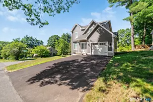 85 Vanderbilt Rd, Bristol, CT 06010 - Photo 2