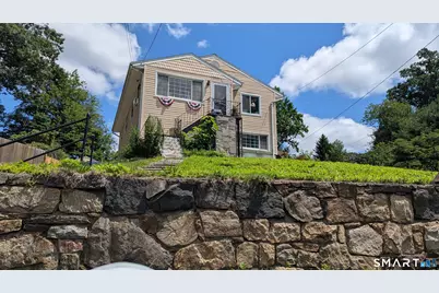 282 Lakeside Drive, Bridgeport, CT 06606 - Photo 1