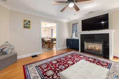 22 Crescent Street, West Hartford, CT 06119 - Photo 10