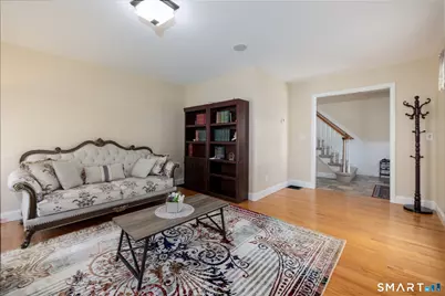 22 Crescent Street, West Hartford, CT 06119 - Photo 4