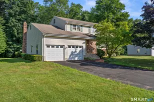 285 Long Hill Dr, Glastonbury, CT 06033 - Photo 2