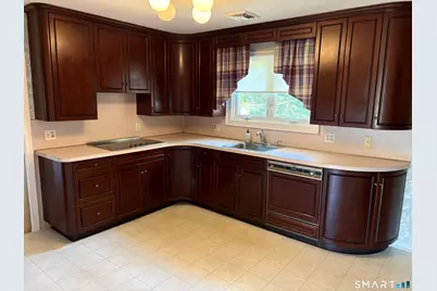 18 Four Rod Road, Hamden, CT 06514 - Photo 8