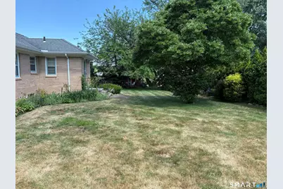 18 Four Rod Road, Hamden, CT 06514 - Photo 20