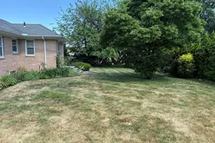 18 Four Rod Rd, Hamden, CT 06514 - Photo 20