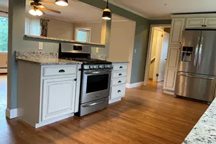 25 Medford St, Glastonbury, CT 06033 - Photo 4