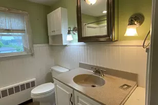 25 Medford St, Glastonbury, CT 06033 - Photo 10