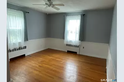 25 Medford Street, Glastonbury, CT 06033 - Photo 8