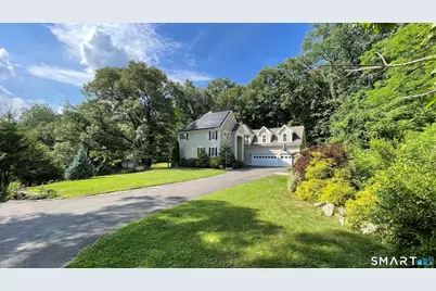 25 Grant Drive, Avon, CT 06001 - Photo 2