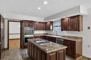 345 Payne Dr, Cheshire, CT 06410 - Photo 10