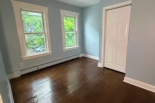 16 Charron St, Bridgeport, CT 06606 - Photo 2