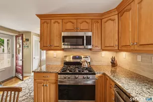 106 Academy St, Bristol, CT 06010 - Photo 12