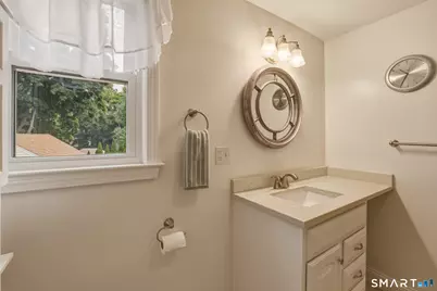 106 Academy Street, Bristol, CT 06010 - Photo 30