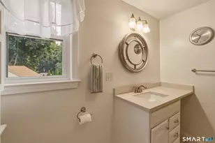 106 Academy St, Bristol, CT 06010 - Photo 30