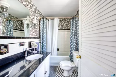 42 Thompson Street, Hamden, CT 06518 - Photo 22
