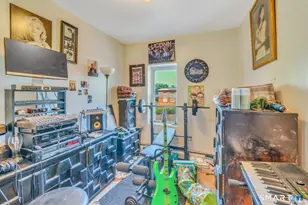 71 E Main St, Middletown, CT 06457 - Photo 6