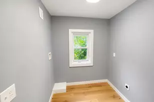 205B Laurel St, Hartford, CT 06105 - Photo 8