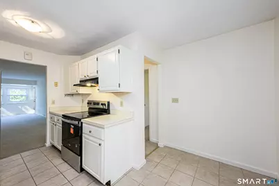 1400 Hartford Turnpike #12, North Haven, CT 06473 - Photo 14