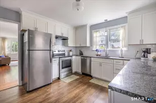 35 Cove St, West Haven, CT 06516 - Photo 10