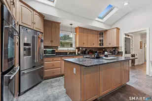 41 Wilkes Rd, Danbury, CT 06811 - Photo 10