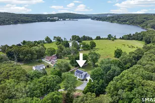 7 Massapeag Point Rd, Montville, CT 06382 - Photo 2
