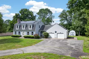 7 Massapeag Point Rd, Montville, CT 06382 - Photo 1