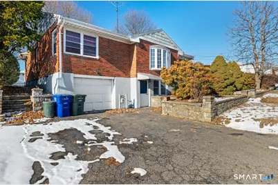 77 Alexander Avenue, Bridgeport, CT 06606 - Photo 18