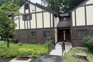 10 Tara Dr, Brookfield, CT 06804 - Photo 1