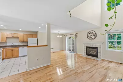 1303 Gray Fox Lane #1303, Rocky Hill, CT 06067 - Photo 4