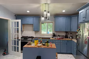 18 Valentine St, Waterbury, CT 06708 - Photo 2