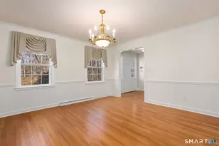 11 Highview Dr, Woodbridge, CT 06525 - Photo 8