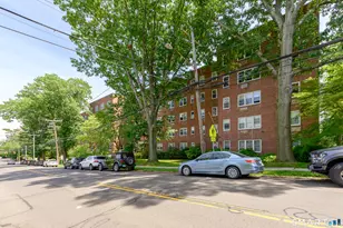 54 W North St, Stamford, CT 06905 - Photo 30